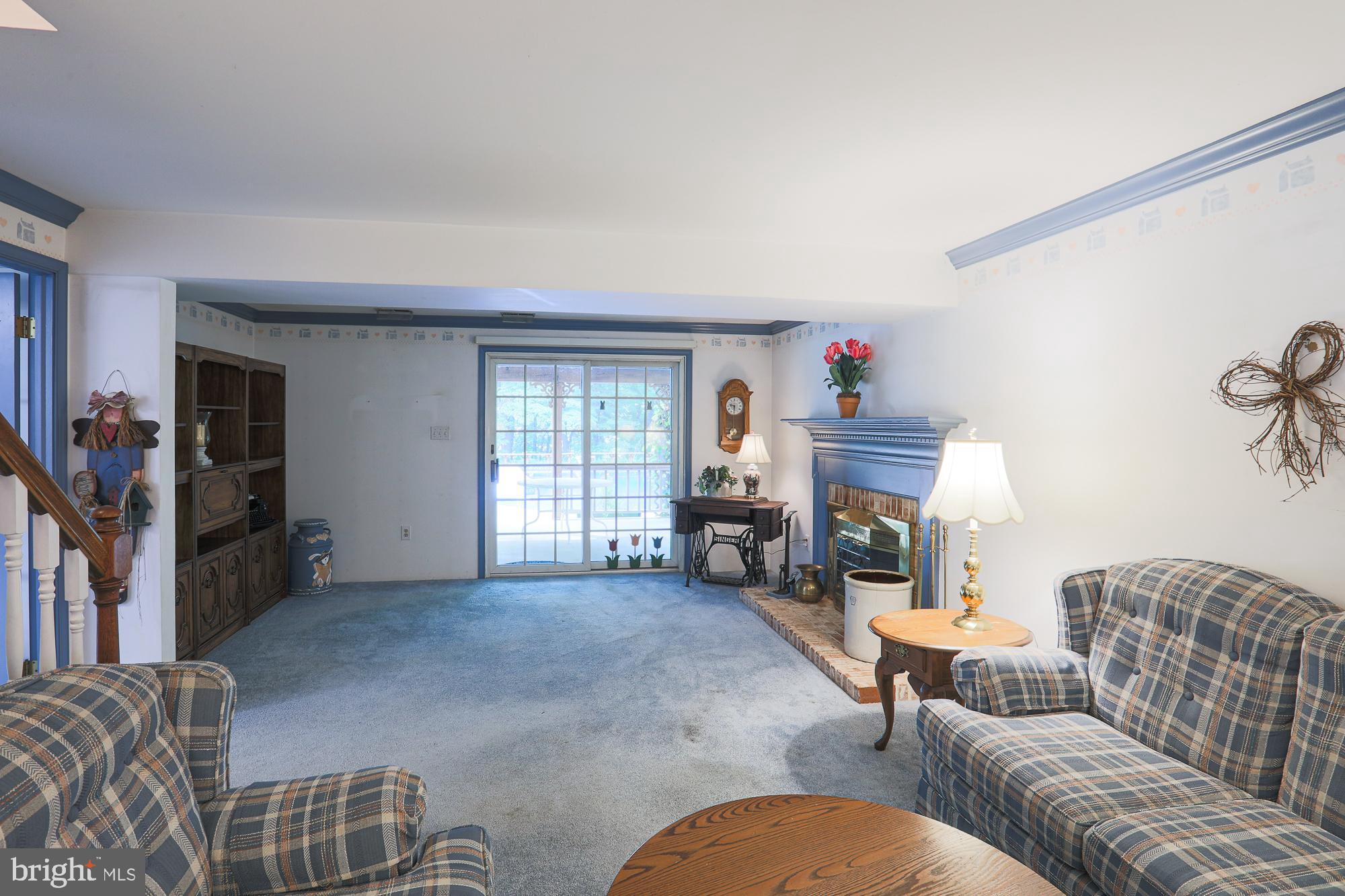 3912 Millner Road Baltimore, MD 21236 - Photo 23 of 40 Family Room