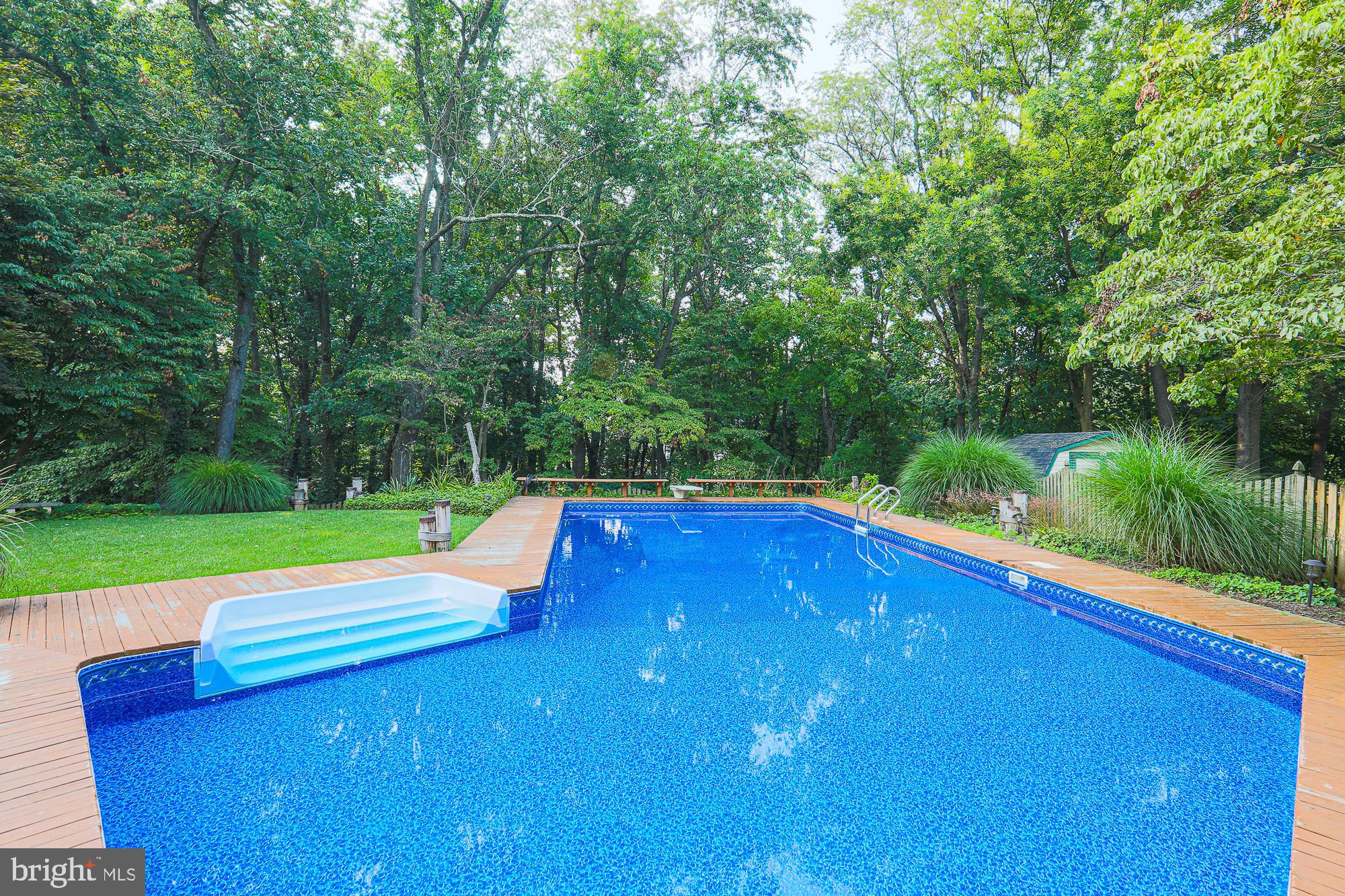 3912 Millner Road Baltimore, MD 21236 - Photo 32 of 40 Exterior Rear/Beautiful Pool