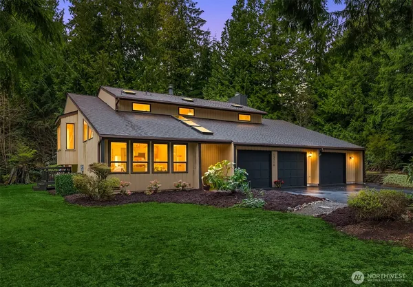 $1,000,000 | 13716 50th Avenue West, Edmonds, WA 98026