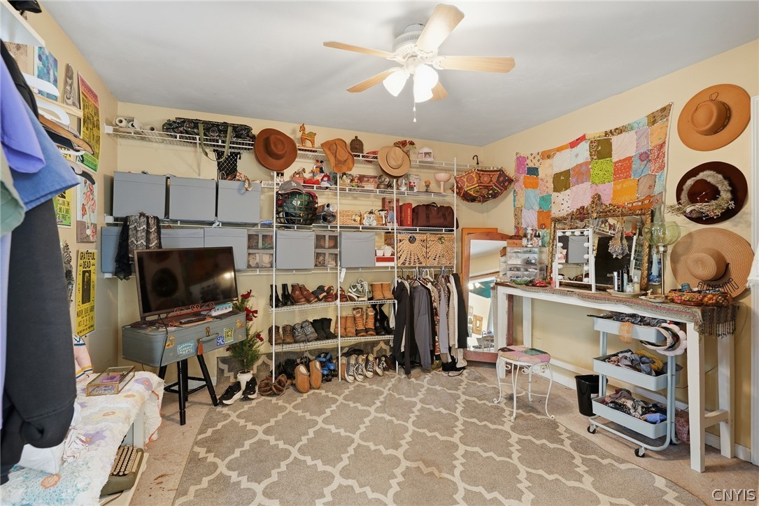 523 South Terry Road Geddes, NY 13219 - Photo 23 of 39 Dressing Room