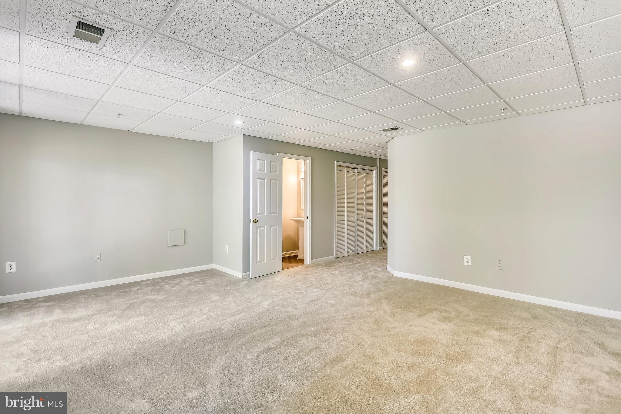 9408 Singleton Place Frederick, MD 21704 - Photo 29 of 49 family room