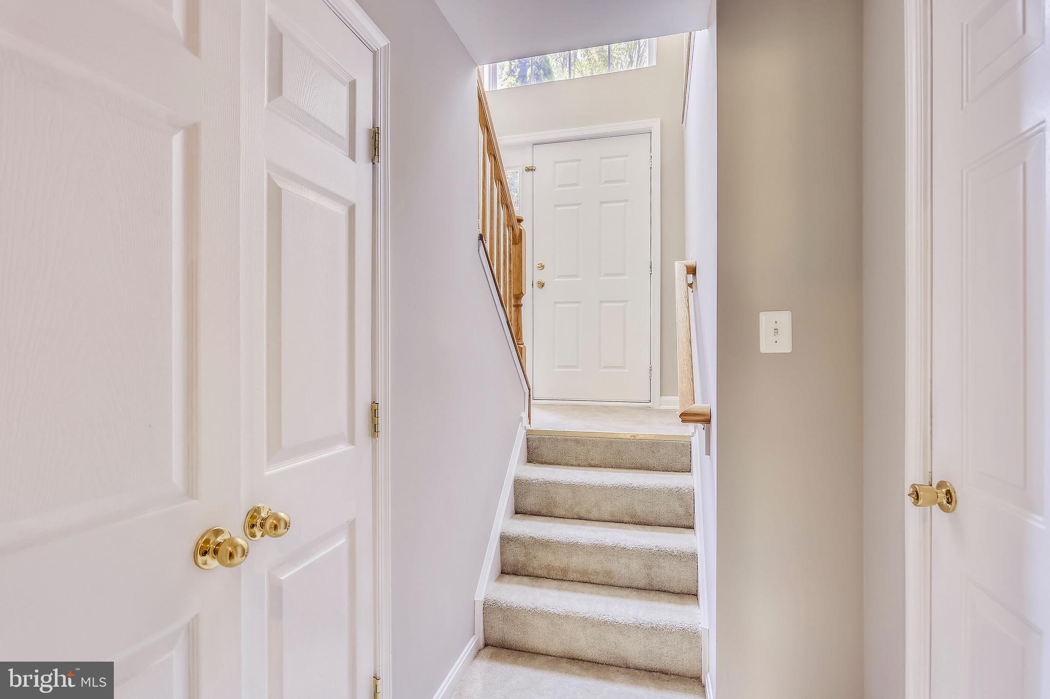 9408 Singleton Place Frederick, MD 21704 - Photo 4 of 49 Front entry