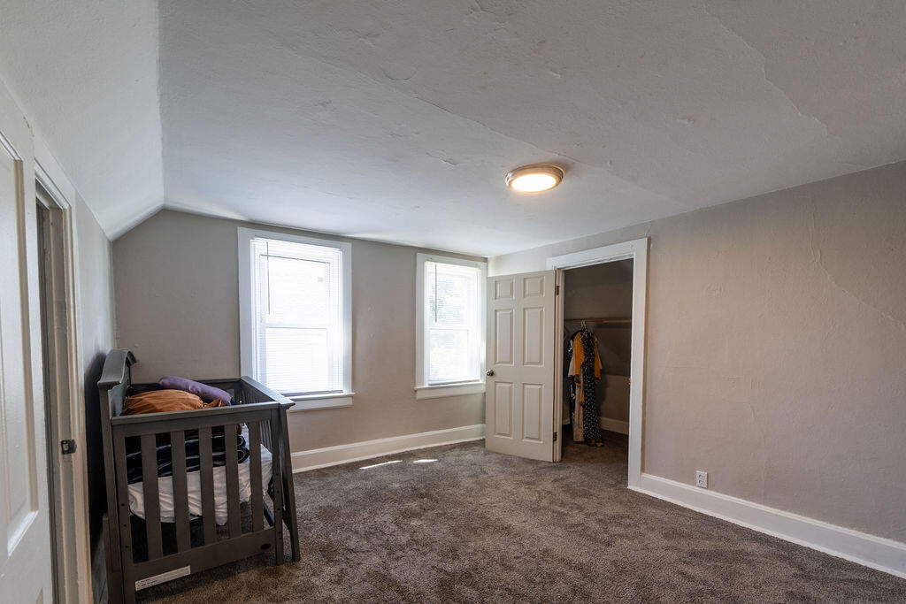1614 St Clair Street Racine, WI 53402 - Photo 11 of 19 Bedroom