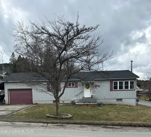 $349,500 | 1009 South 2nd Street, St. Maries, ID 83861