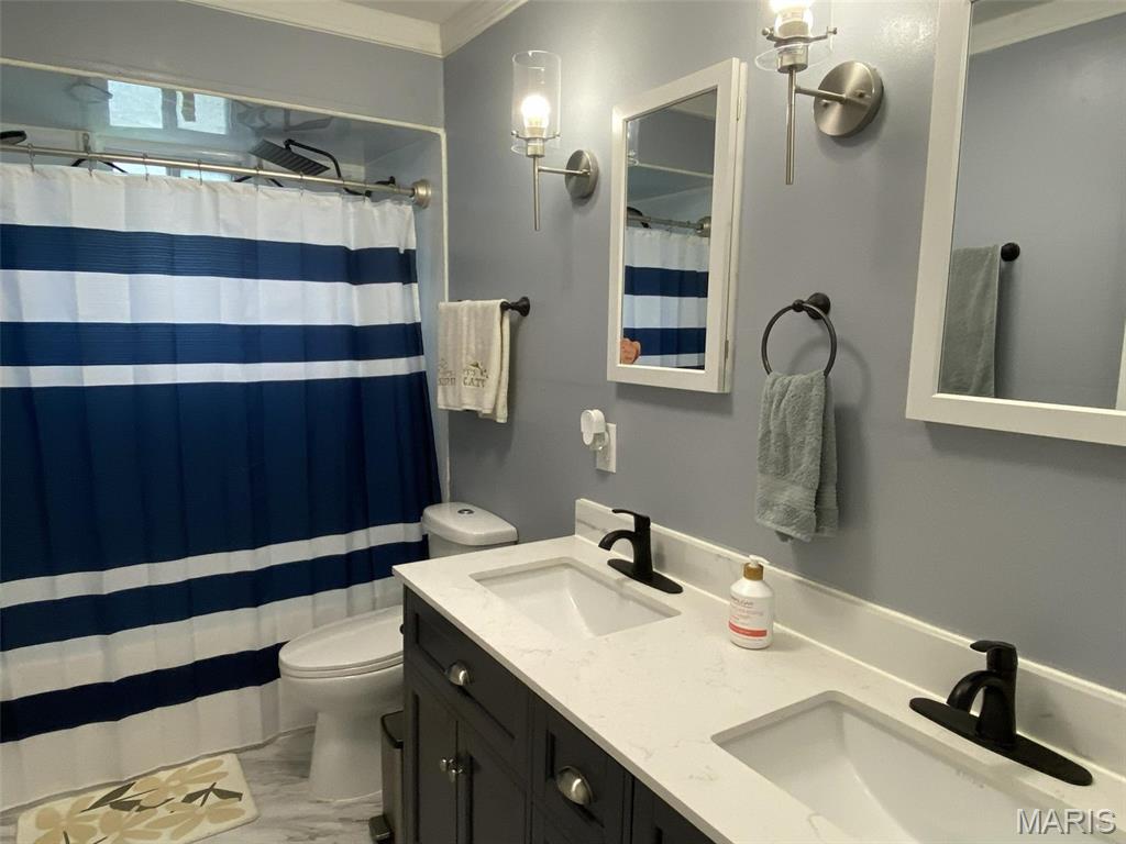 22 St George Drive Belleville, IL 62221 - Photo 11 of 65