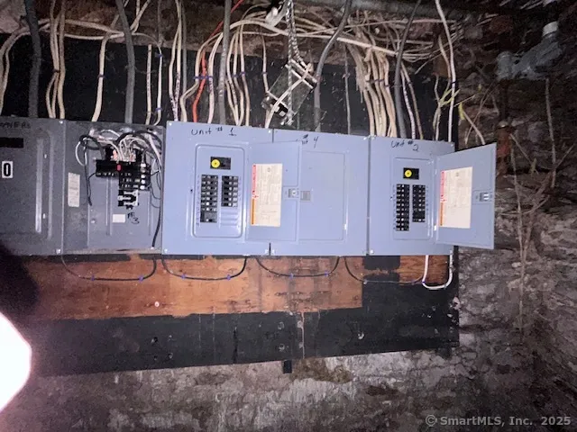 $219,999 | 66 Village Street, Vernon, CT 06066