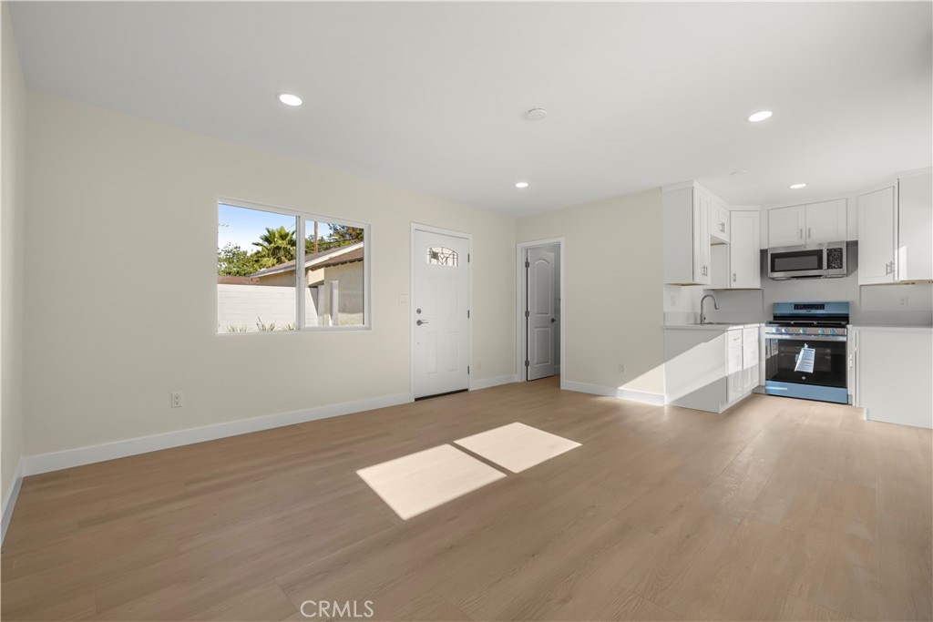 16931 Rinaldi Street Granada Hills, CA 91344 - Photo 25 of 47 ADU