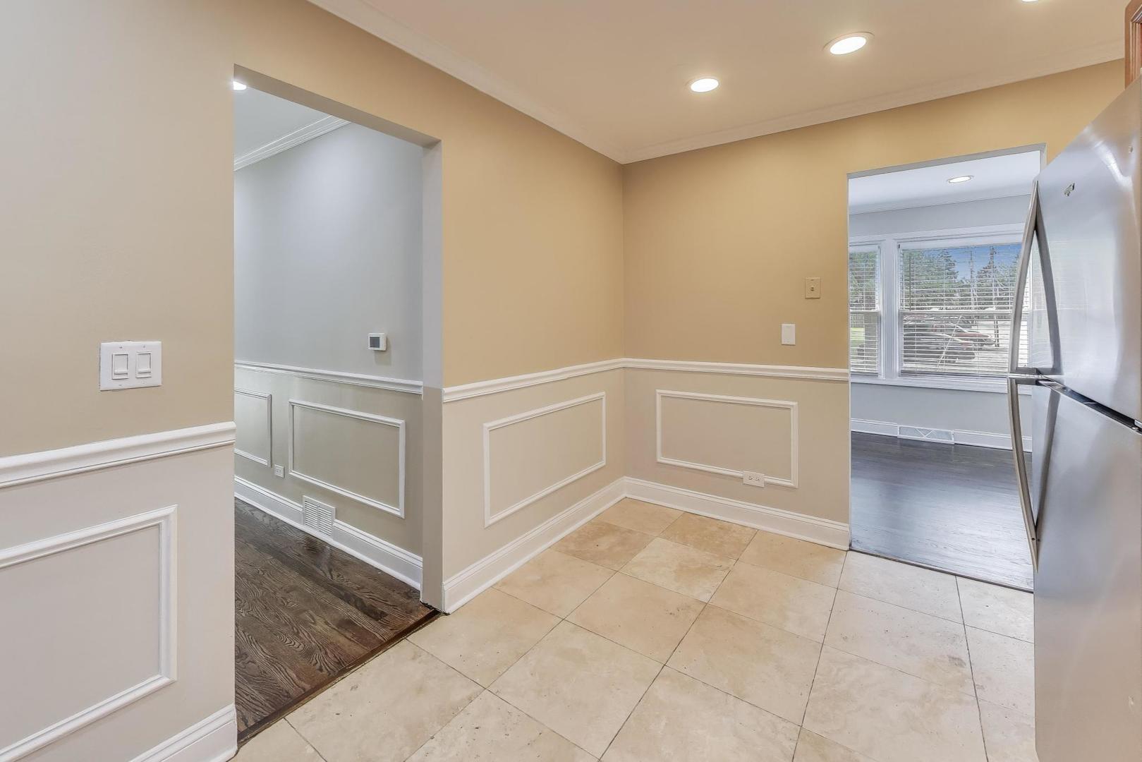 2019 Georgetown Lane, Unit 2019 Waukegan, IL 60085 - Photo 13 of 31 a view of an entryway with kitchen