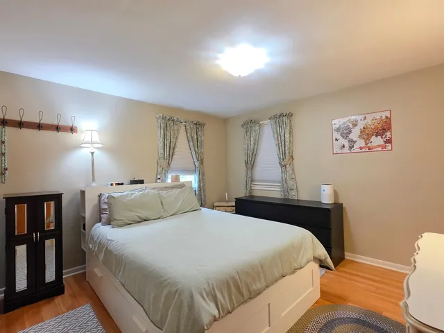 $499,900 | 40 Arlington Court, Burlington, VT 05408