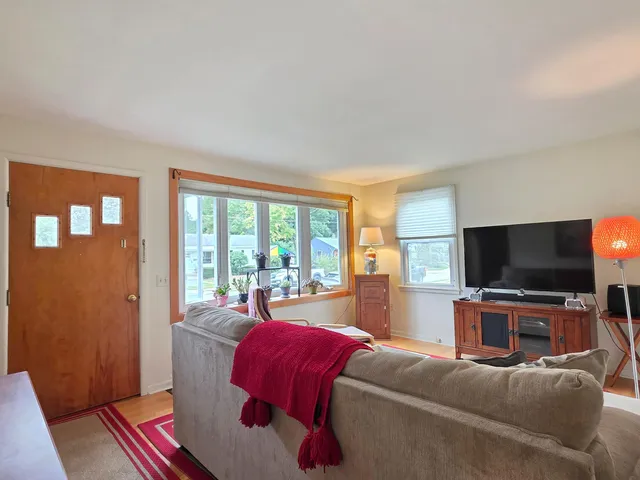 $499,900 | 40 Arlington Court, Burlington, VT 05408