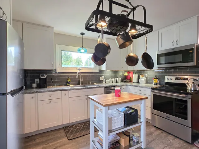 $499,900 | 40 Arlington Court, Burlington, VT 05408