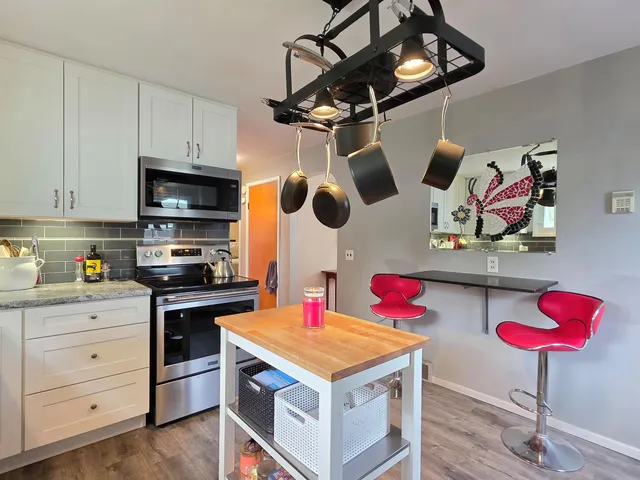 $499,900 | 40 Arlington Court, Burlington, VT 05408