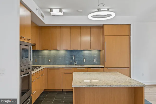 $1,375,000 | 1414 South Penn Square, Unit 5B, Philadelphia, PA 19102