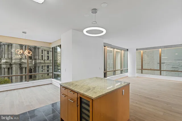 $1,375,000 | 1414 South Penn Square, Unit 5B, Philadelphia, PA 19102