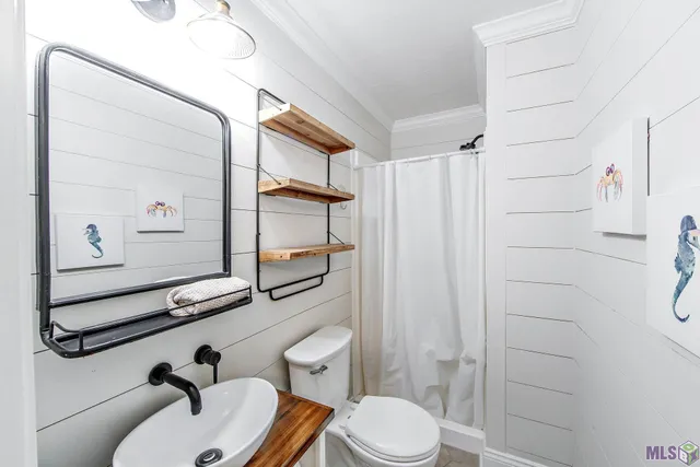 $530,000 | 2716 Highway 1, Grand Isle, LA 70358