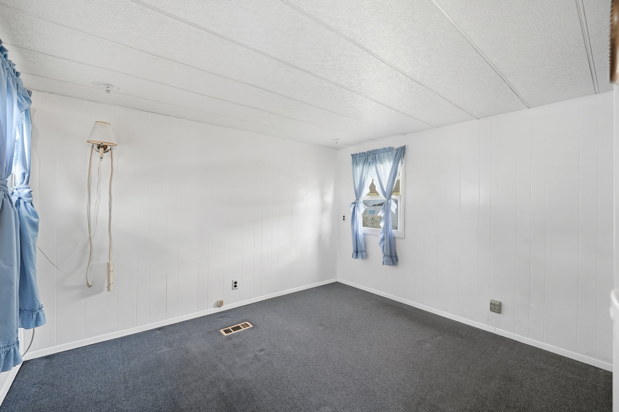 70 Shumway Street, Unit B12 Springfield, MA 01119 - Photo 10 of 20 Gallery Image 10