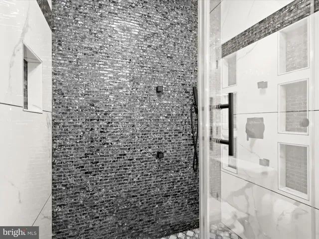 a view of a lake with houses