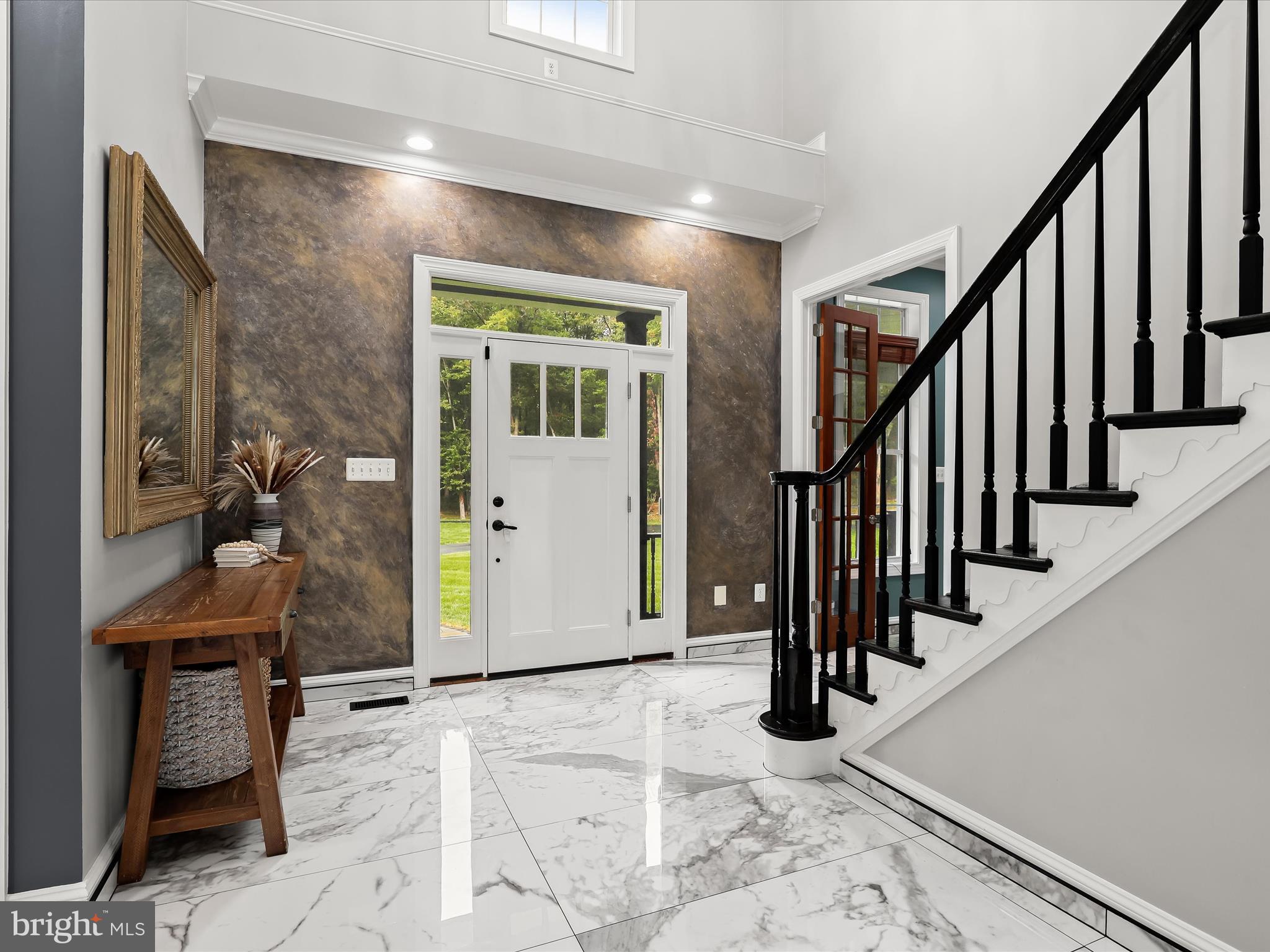 1315 South Seneca Road Middle River, MD 21220 - Photo 8 of 127 Foyer