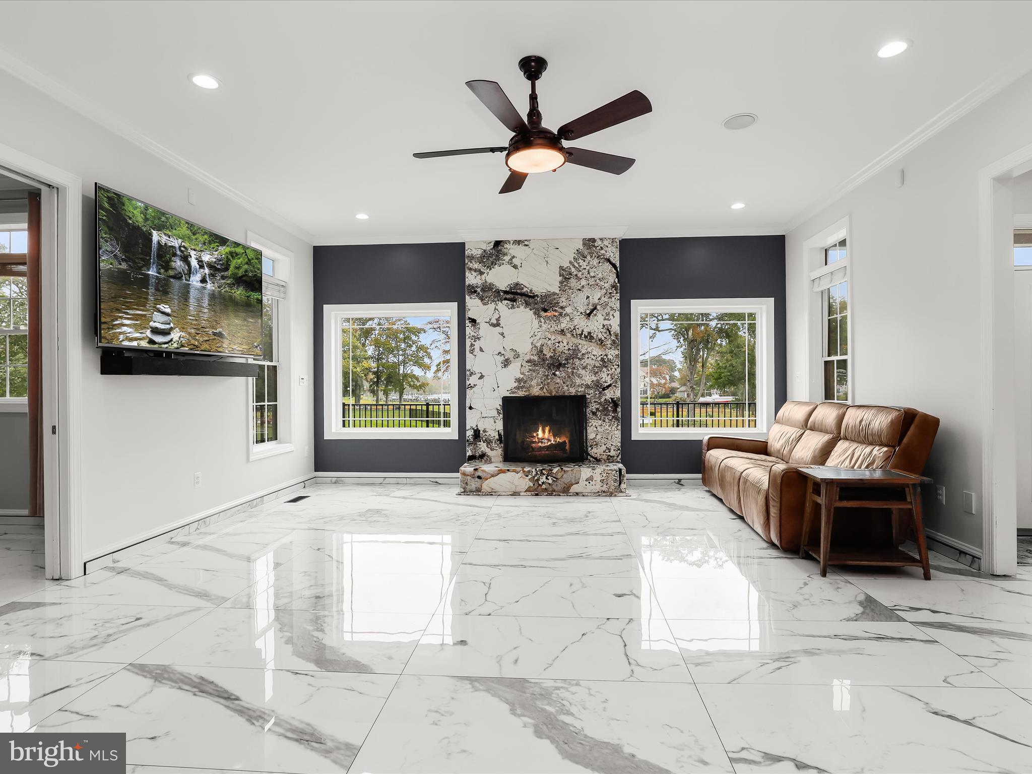 1315 South Seneca Road Middle River, MD 21220 - Photo 9 of 127 Living Room
