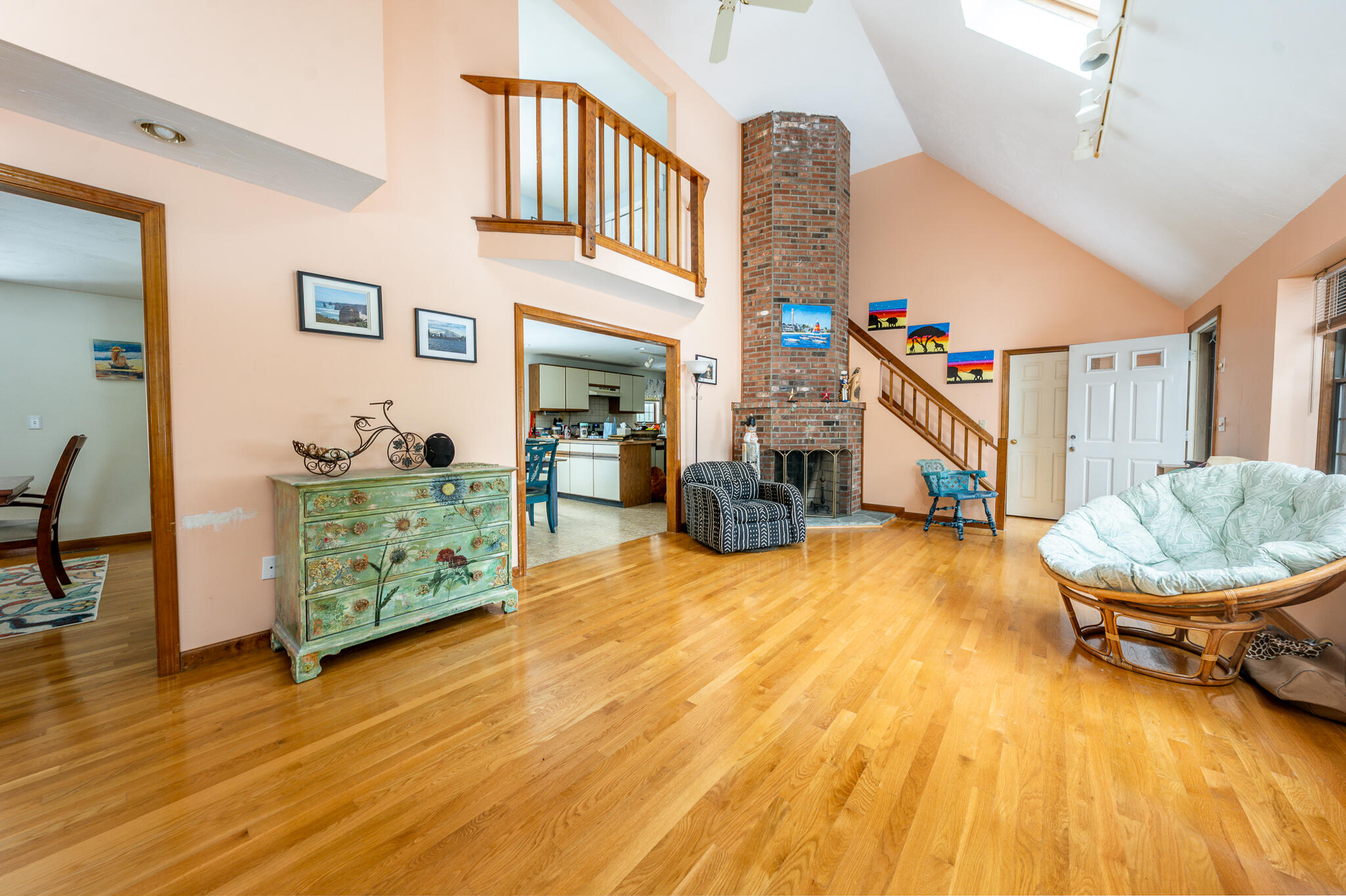 192 Sandy Valley Road Marstons Mills, MA 02648 - Photo 9 of 33 livroom7