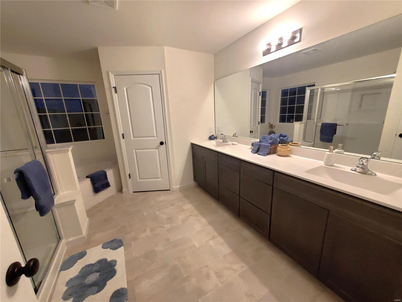 1009 Bloomfield Drive Eureka, MO 63025 - Photo 11 of 19