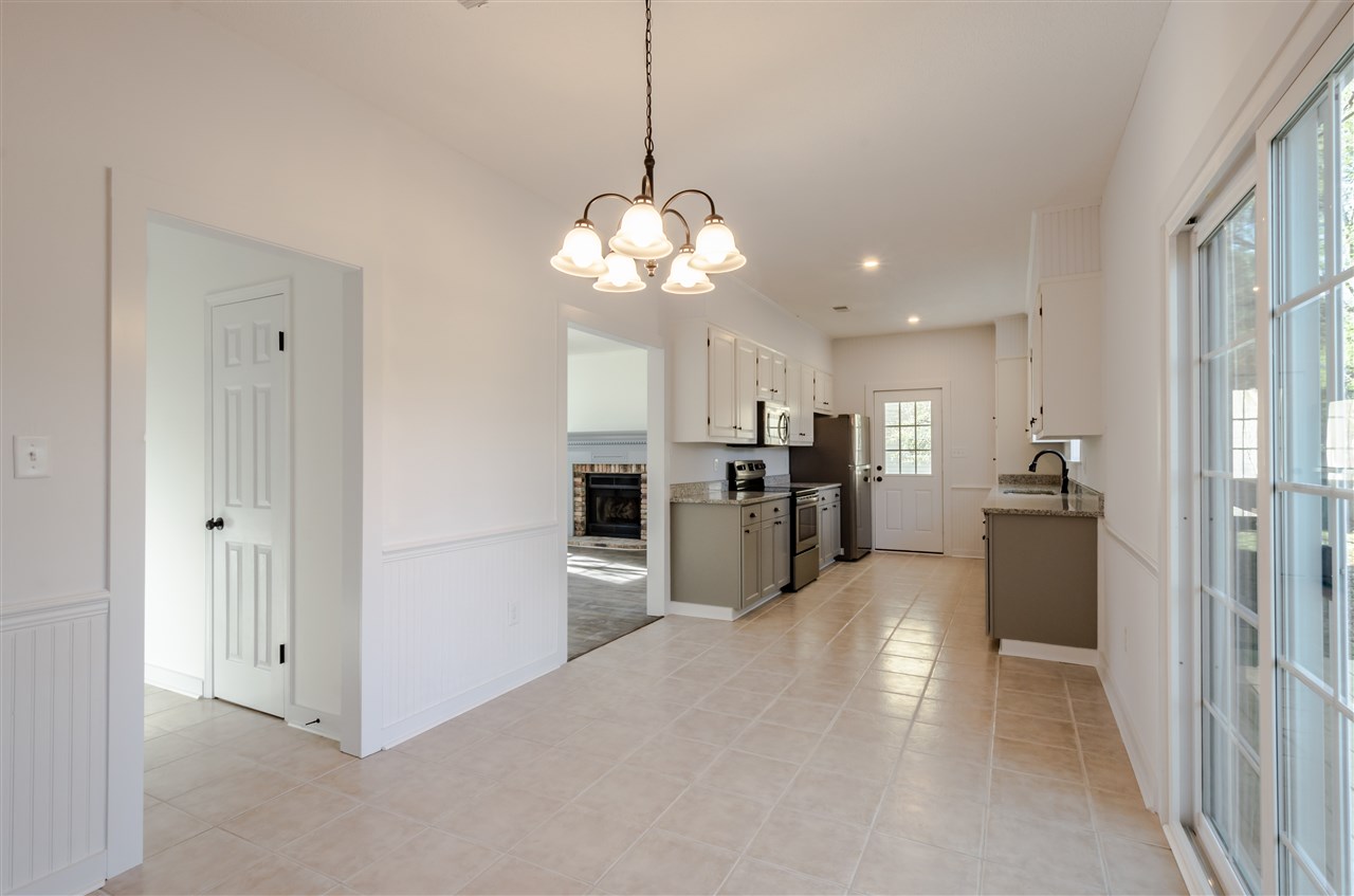 111 Robbins Boulevard Daphne, AL 36526 - Photo 16 of 34