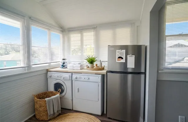 $1,695 | 2715 2nd Avenue South, Unit 3, St. Petersburg, FL 33712