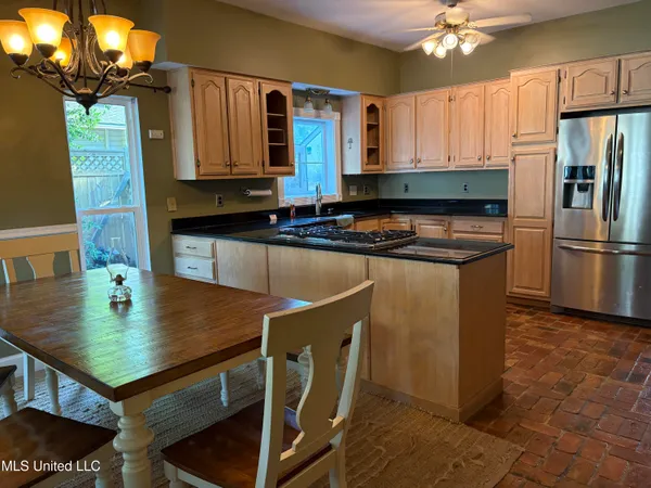 $425,000 | 164 Balmoral Avenue, Biloxi, MS 39531