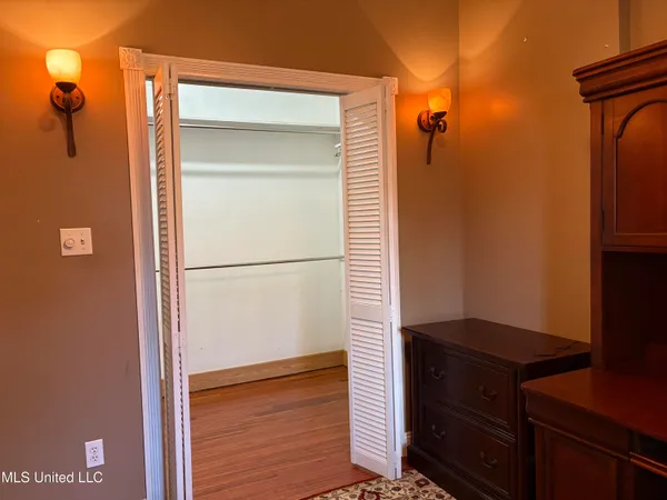 $425,000 | 164 Balmoral Avenue, Biloxi, MS 39531