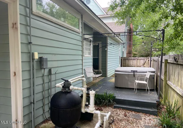 $425,000 | 164 Balmoral Avenue, Biloxi, MS 39531
