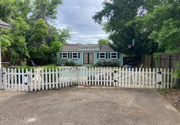 $425,000 | 164 Balmoral Avenue, Biloxi, MS 39531