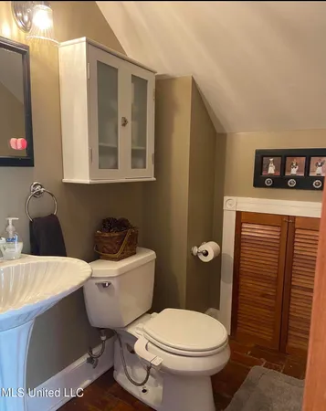 $425,000 | 164 Balmoral Avenue, Biloxi, MS 39531