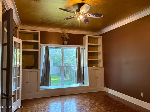 $425,000 | 164 Balmoral Avenue, Biloxi, MS 39531