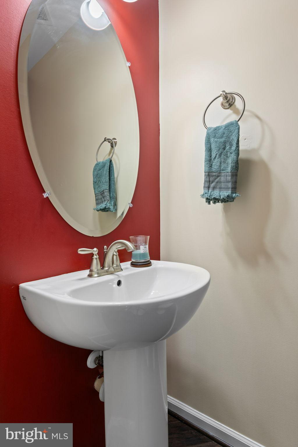 471 Truslow Road Fredericksburg, VA 22405 - Photo 18 of 33 Chic powder room on main floor!