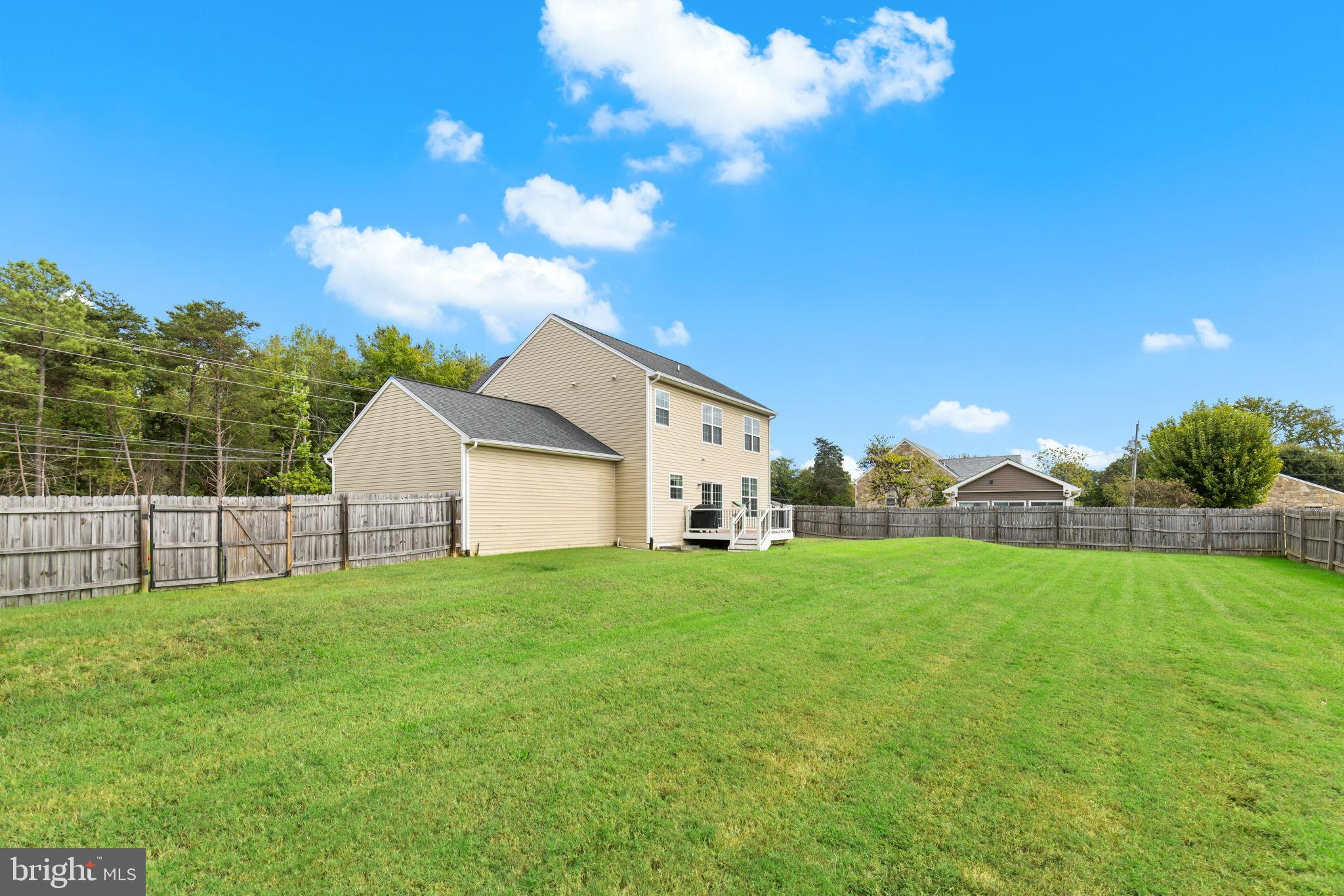 471 Truslow Road Fredericksburg, VA 22405 - Photo 3 of 33 3yr. deck w/trek decking & vinyl railing .48 Acre.