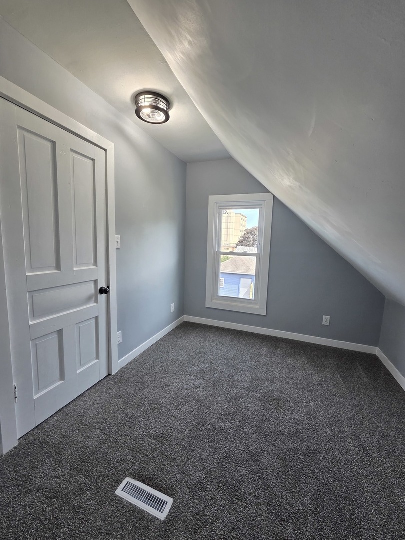 717 17th Avenue Moline, IL 61265 - Photo 21 of 31