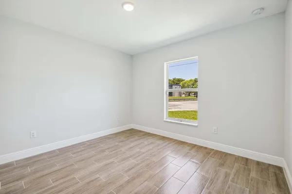 $2,950 | 1132 11th Street, West Palm Beach, FL 33401