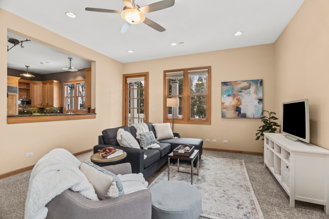 2236 Ridge Avenue Evanston, IL 60201 - Photo 20 of 68 a living room with furniture and a flat screen tv