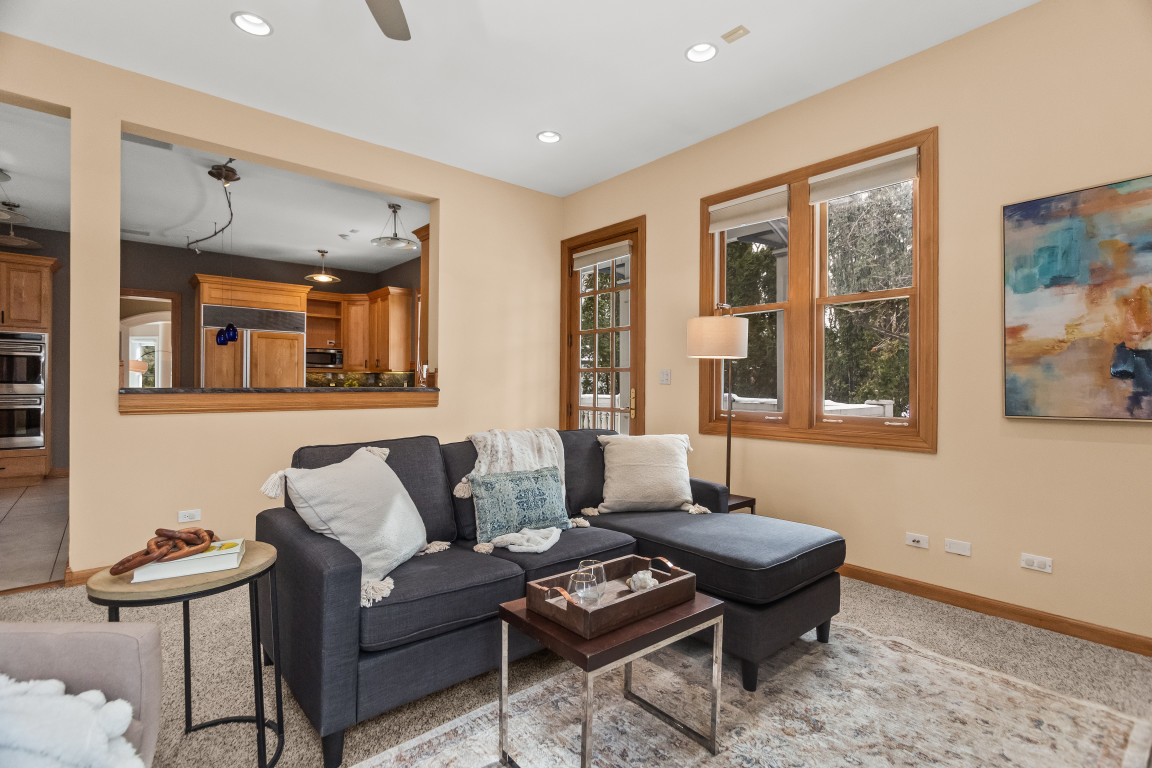 2236 Ridge Avenue Evanston, IL 60201 - Photo 21 of 68