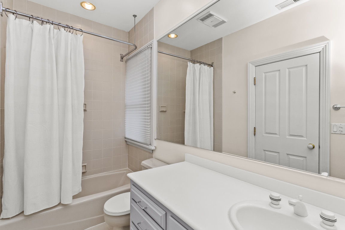 2236 Ridge Avenue Evanston, IL 60201 - Photo 48 of 68 a bathroom with a sink toilet and shower