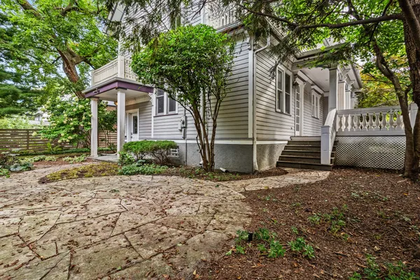$1,350,000 | 2236 Ridge Avenue, Evanston, IL 60201