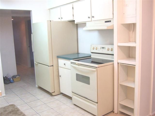 521 East University Drive Rochester, MI 48307 - Photo 15 of 23 31090561-14.JPG