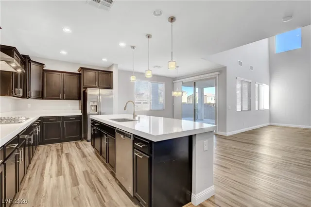 $799,900 | 1027 Cambridge Pk Street, Las Vegas, NV 89148