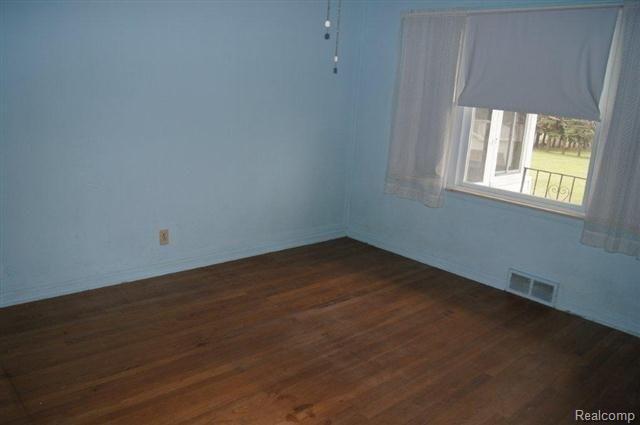 6 1177 Lapeer 026.jpg