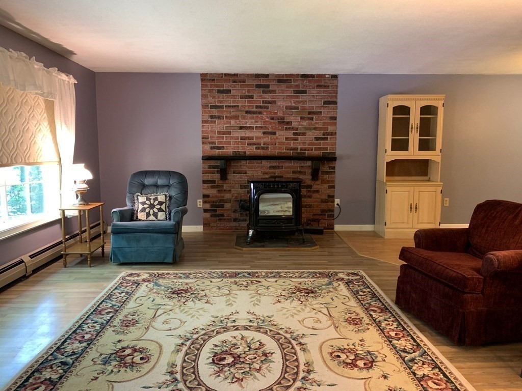 179 Main Road Gill, MA 01354 - Photo 4 of 19 Gallery Image 4