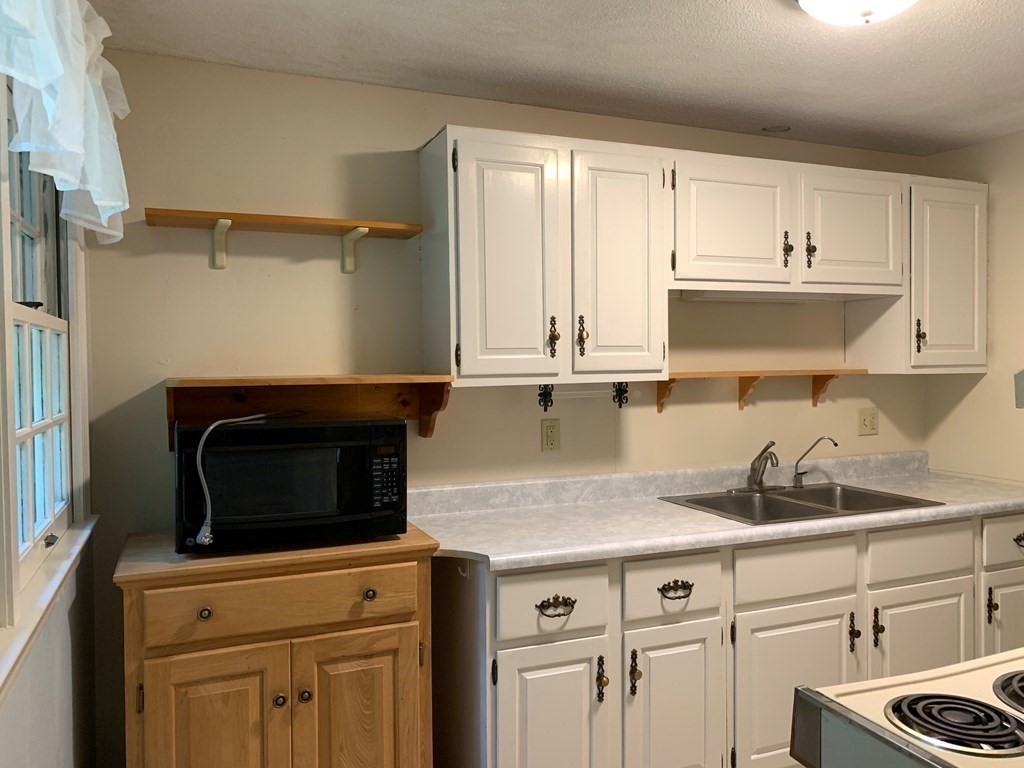 179 Main Road Gill, MA 01354 - Photo 6 of 19 Gallery Image 6