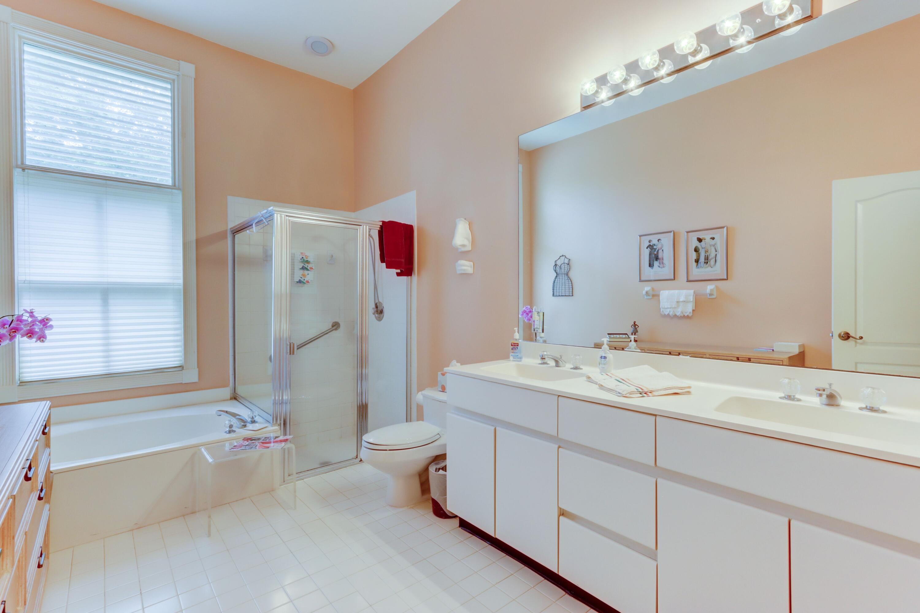 5806 Northwest 39th Avenue Boca Raton, FL 33496 - Photo 8 of 13 Master Bathroom