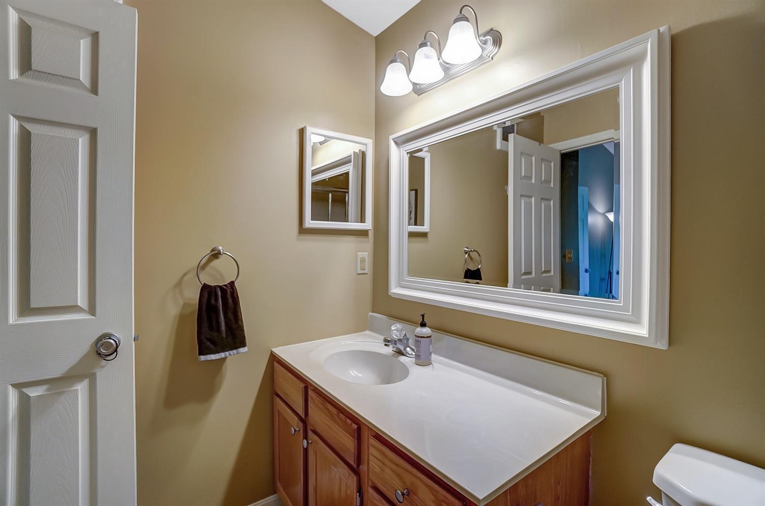 7394 Ridgepoint Drive, Unit 10 Cincinnati, OH 45230 - Photo 25 of 50