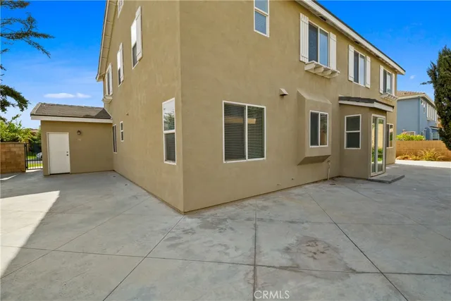 a view of a building with a building