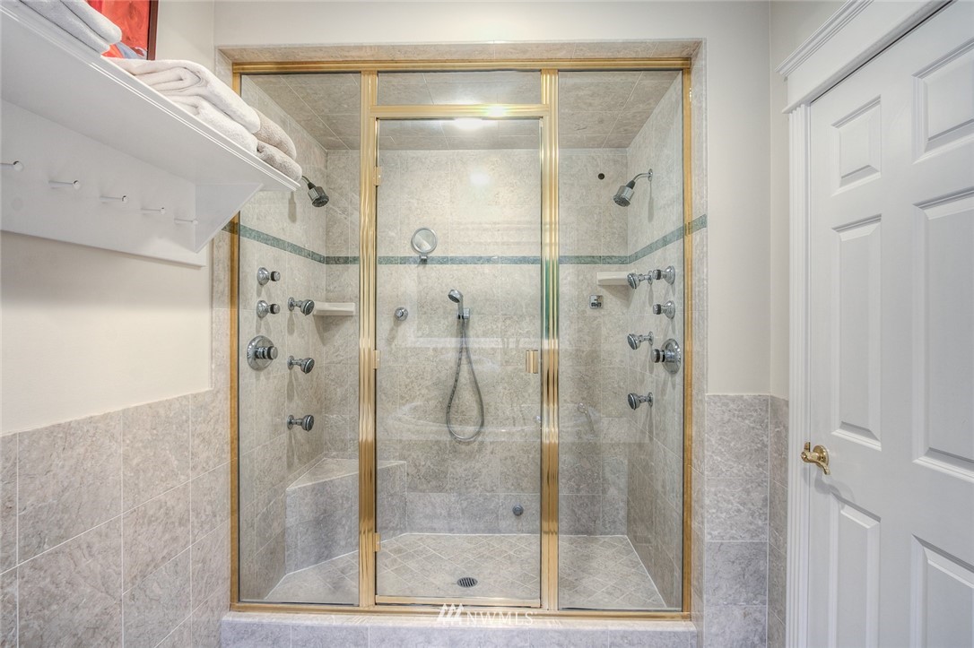 8552 246th Lane Northeast Redmond, WA 98053 - Photo 11 of 25